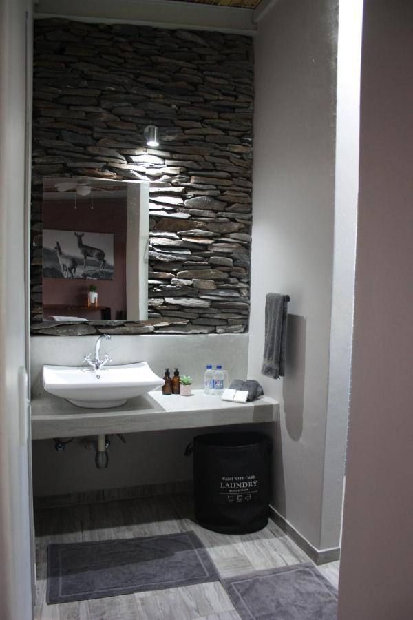 Mountain Peak Game Lodge And Camping Ozongaka Extérieur photo